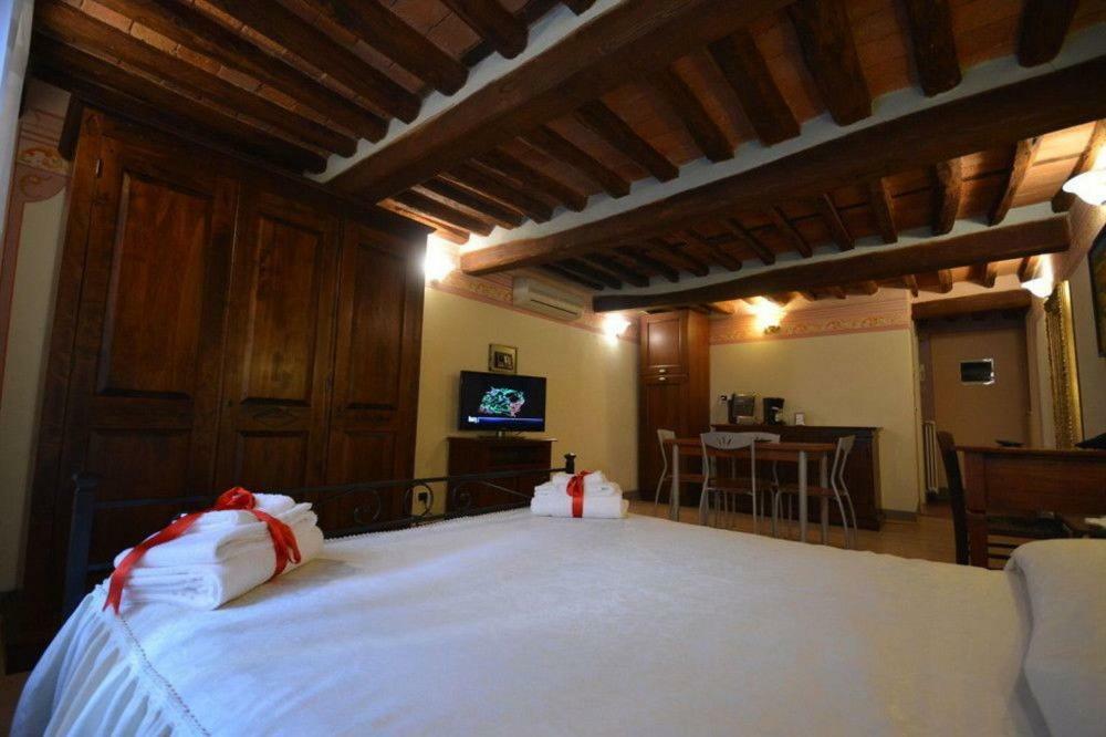 Antica Residenza Del Gallo Lucca Exterior foto